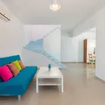 Сasa de vacaciones Cosy House In Kiotari With Garden And Terrace